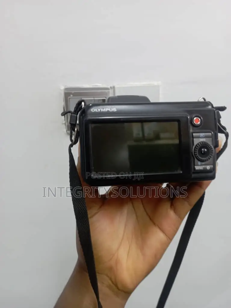 Digital Camera. Olympus Sp-800uz Image Corp