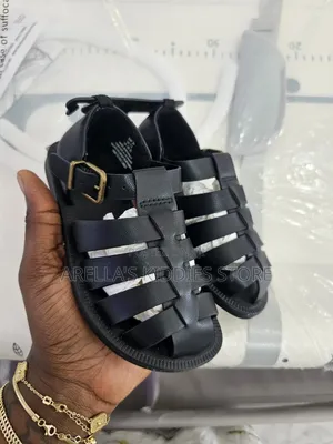 Black H M Sandals