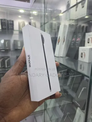 New Apple iPhone 17 256 GB Black