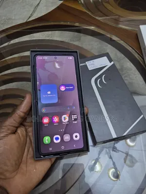 New Samsung Galaxy Z Flip7 512 GB