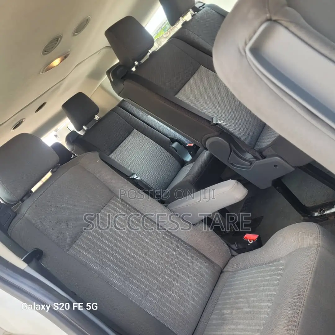 Ford E350 2018 White
