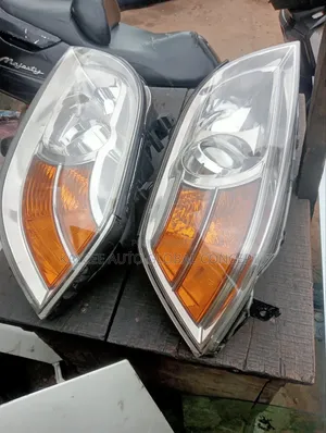 Head Lamps Acura MDX 2005 Model Both Sides