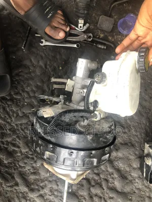 Ford Explorer Brake Master and Savo