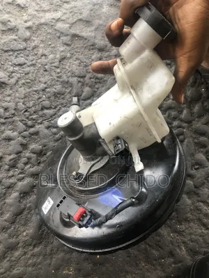 Hyundai Santa Fe 2014-2018 Brake Master and Savo