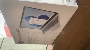 New Laptop HP 14-Ep0063 8GB Intel Core I3 SSD 512GB