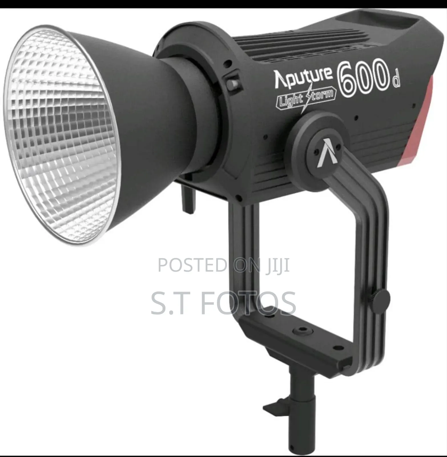 Aputure 600d