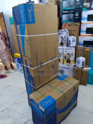 Ideal for Living Rooms – Midea Inverter 2 Ton
