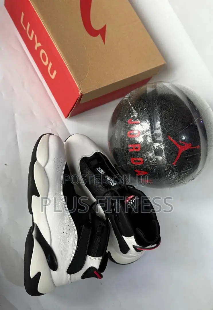 Basketball Shoe