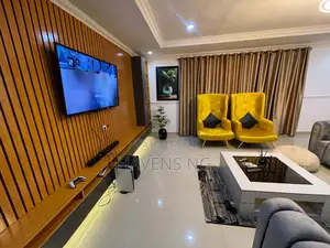 Luxury 4 Bedroom Apartment