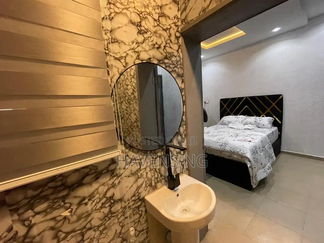 Luxury 4 Bedroom Apartment