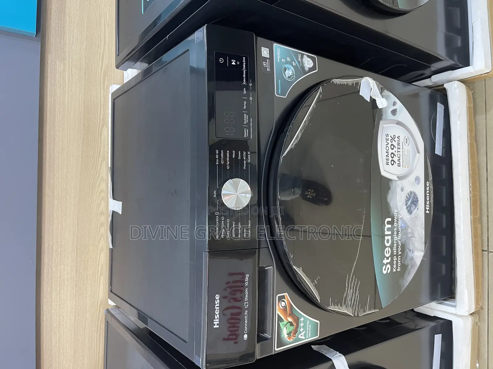 10.5kg Hisense Front Loader Wash/Spin Washing Machine