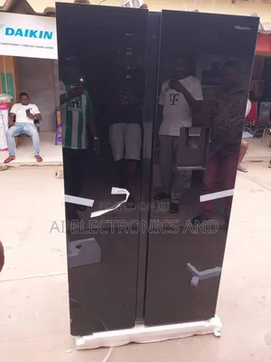 Hisense Luxury Refrigerator Mirror Face With Despenser