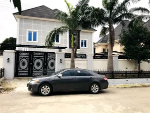 6bdrm Duplex in Work And Housing for sale