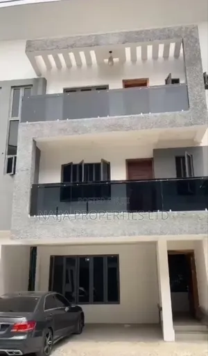 4bdrm Maisonette in Chisco-Ikate, Lekki for sale