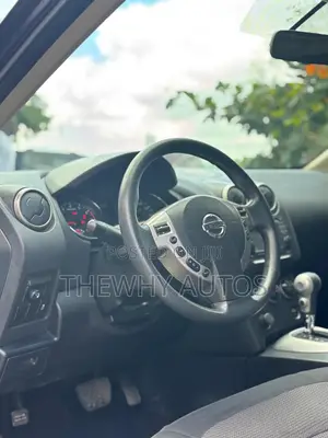 Nissan Rogue SV 2012 Brown