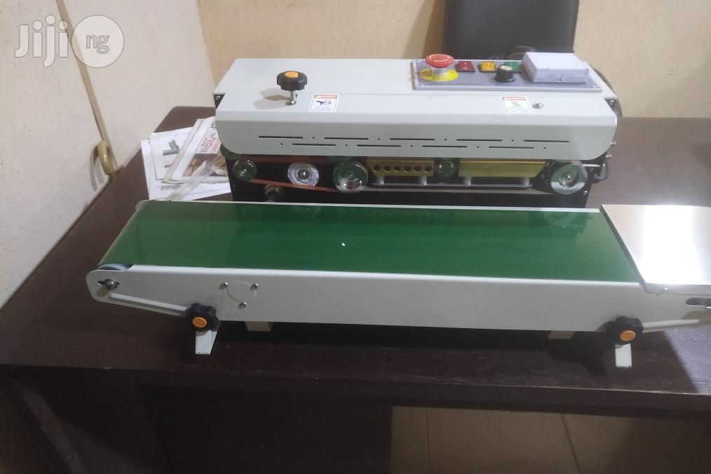Nylon Band Sealing Machine