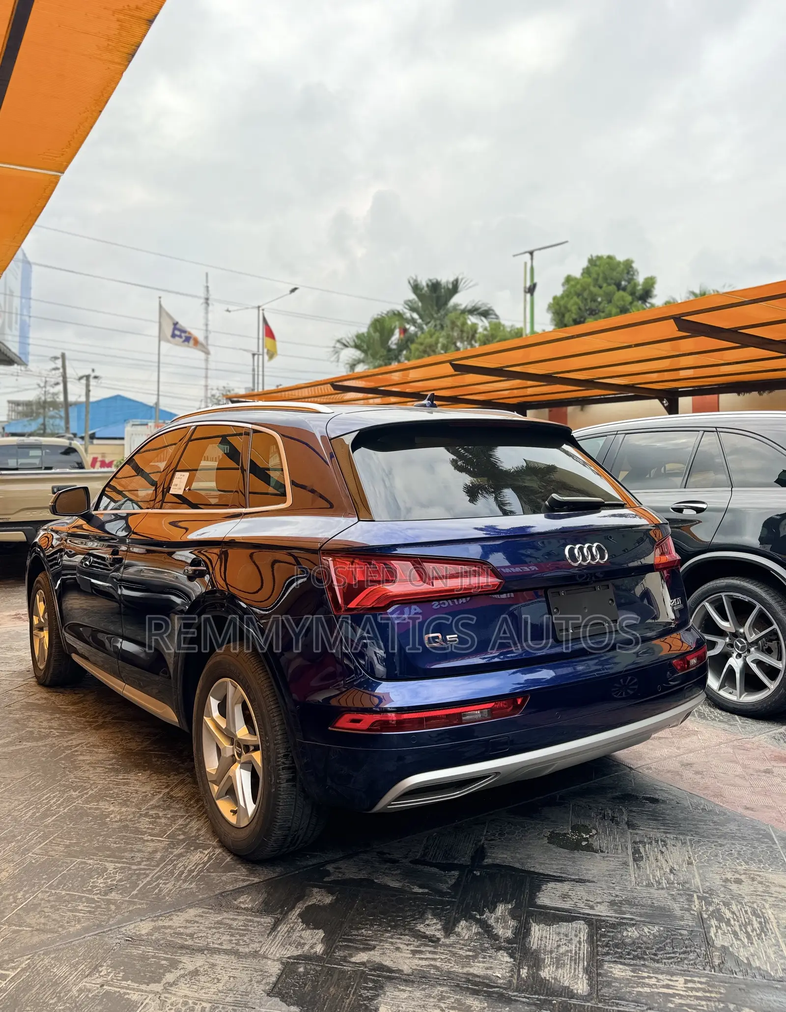 Audi Q5 2018 Blue