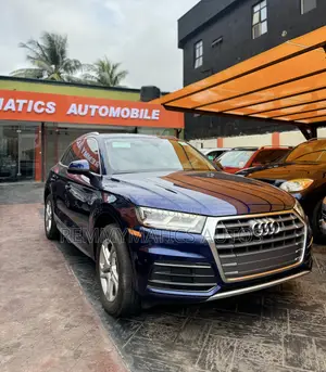 Audi Q5 2018 Blue