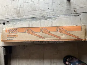 Ingco 36-Inch (900mm) Pipe Wrench