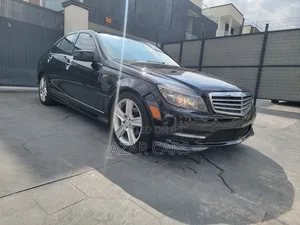 Mercedes-Benz C300 Sport 4Matic Sedan AWD (3.0L 6cyl 7A) 2011 Black