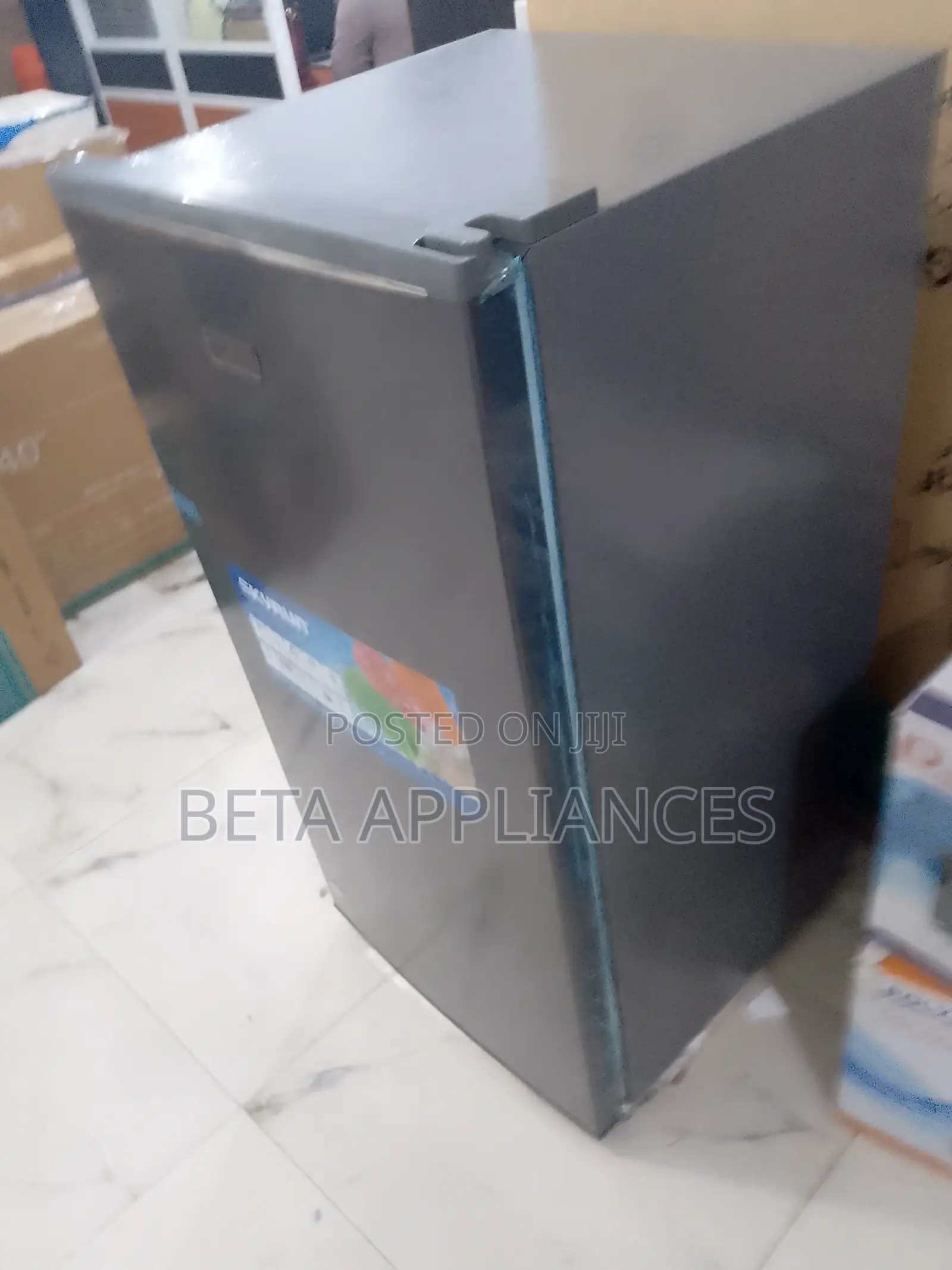 Skyrun 160l Compact Fridge – Great for Small Spaces