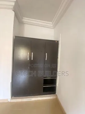3bdrm Block of Flats in Benin City for rent