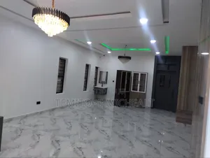 5bdrm Duplex in Wuye Close To Family for sale