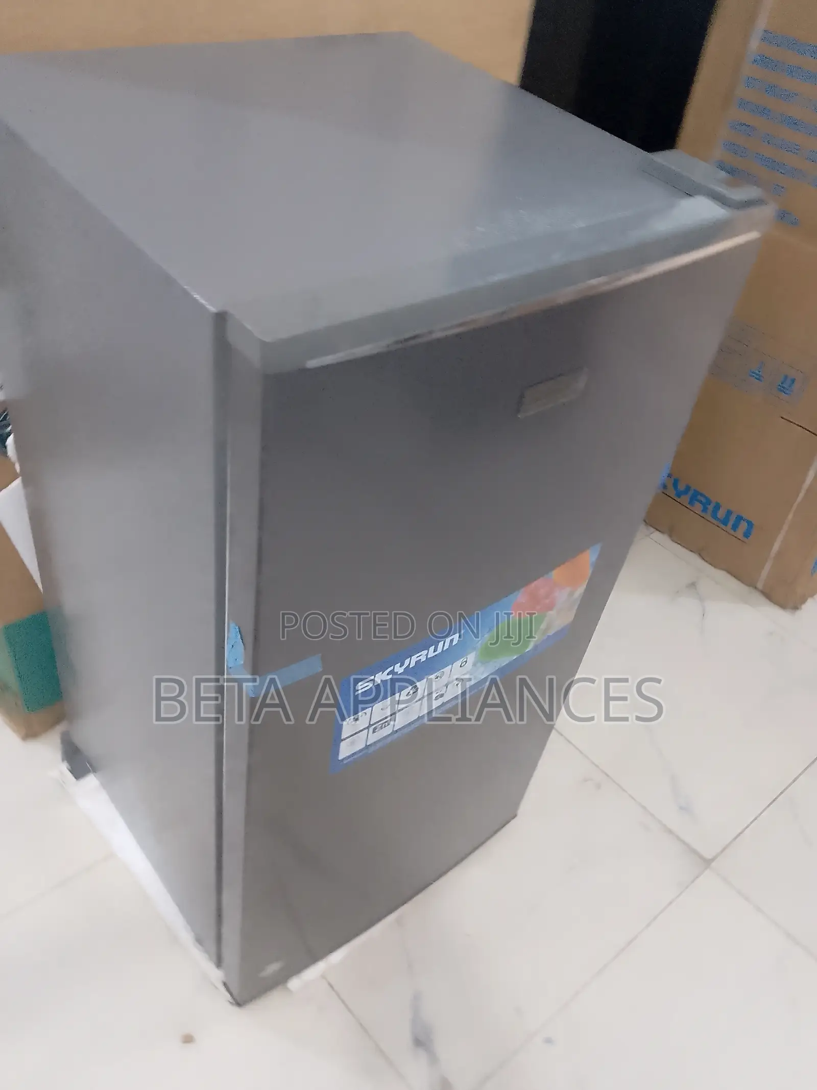 Skyrun BCD 160hc Refrigerator – Family-Friendly Storage