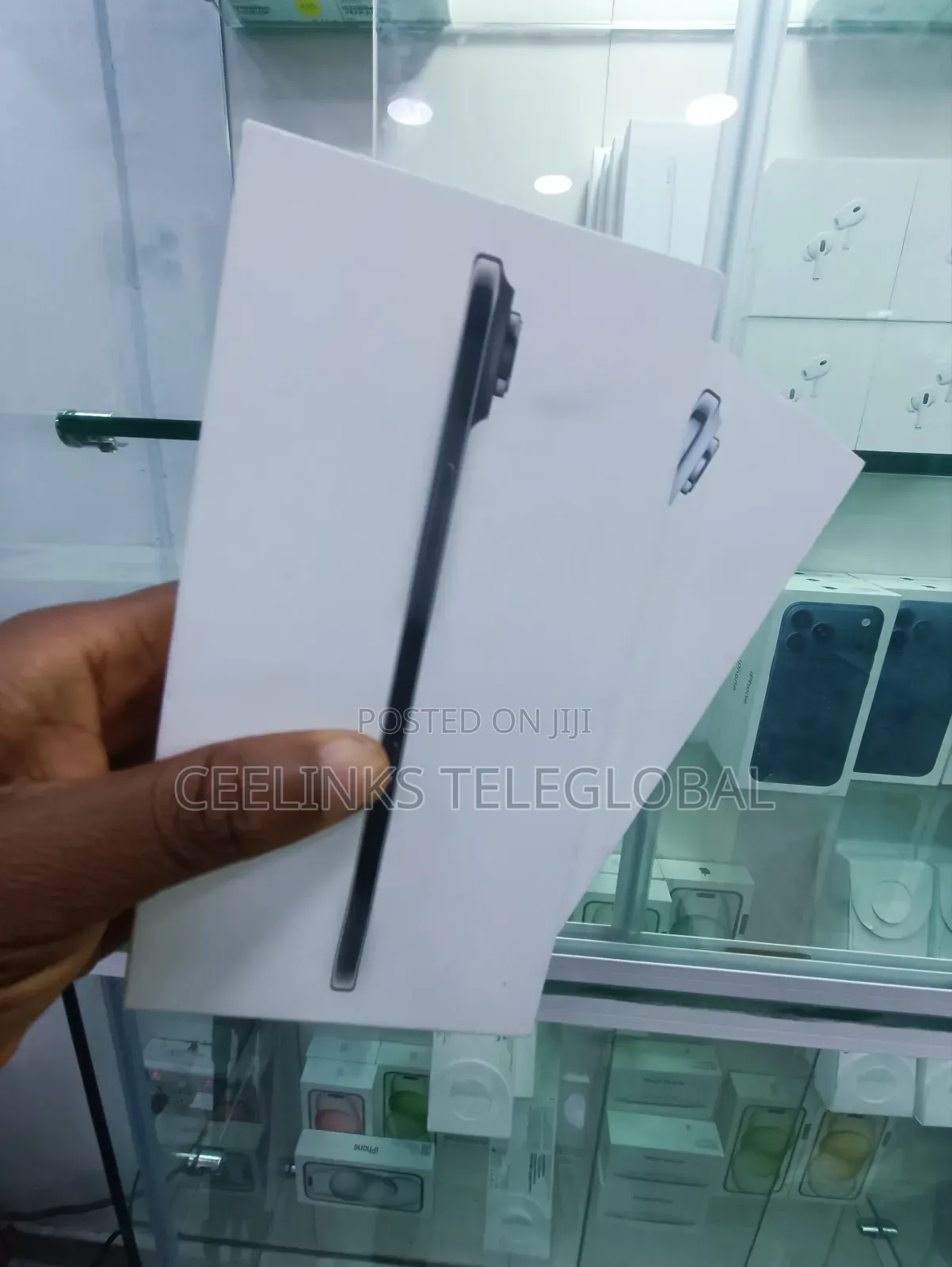 New Apple iPhone 17 256 GB Silver