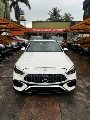 Mercedes-Benz C300 2023 White
