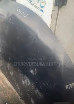 Bonnet Nissan Rouge 2015