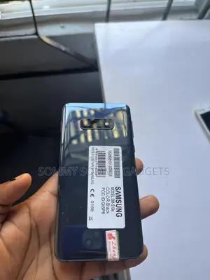 Samsung Galaxy S10e 128 GB Blue
