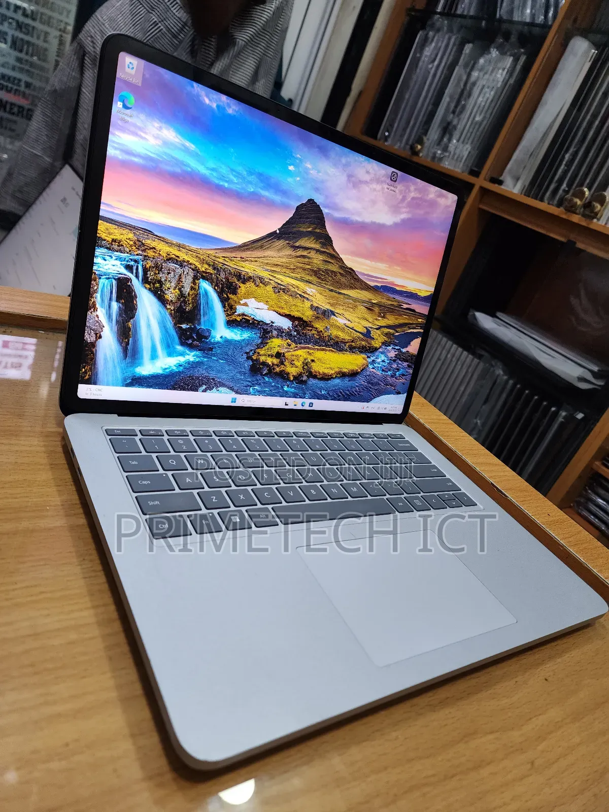 Laptop Microsoft Surface Laptop Studio 32GB Intel Core i7 SSD 1T