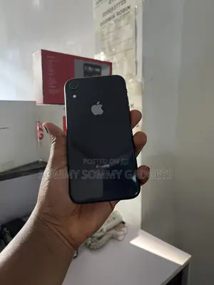 Apple iPhone XR 64 GB Black