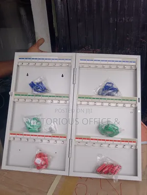 Wall-mounted Key Cabinet