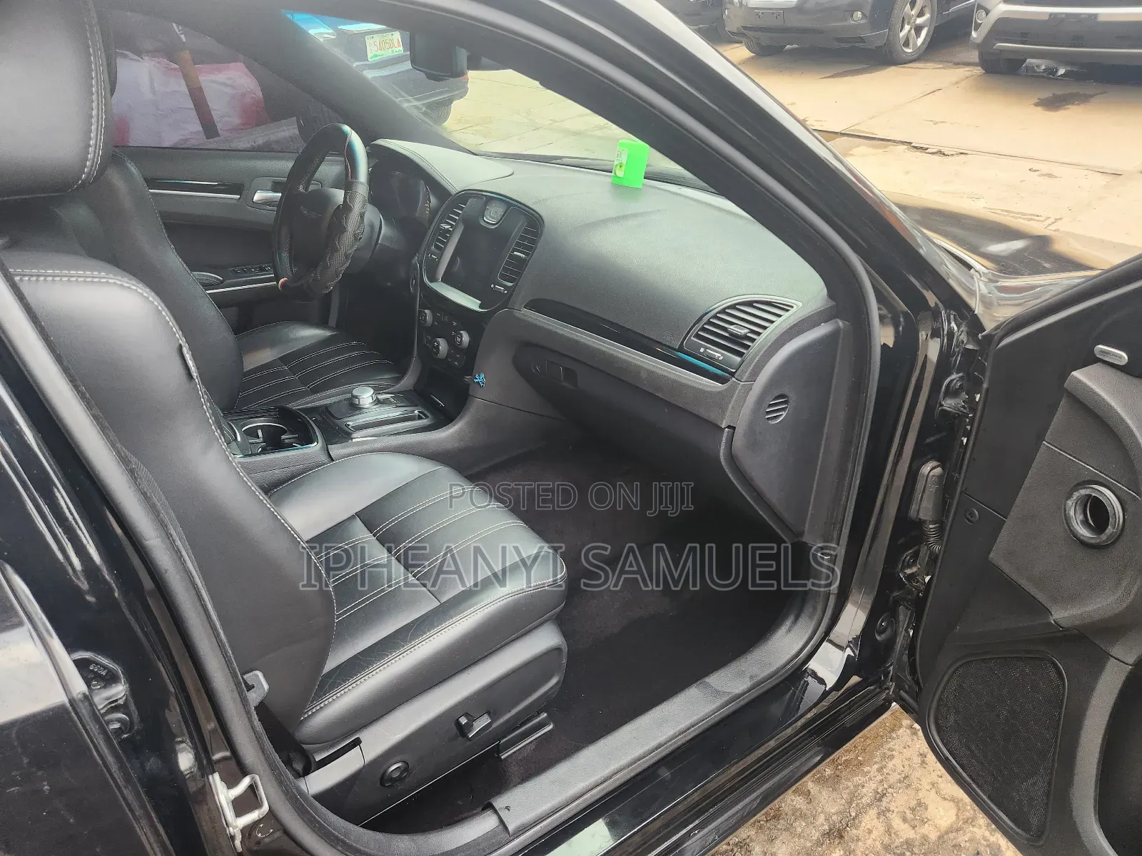 Chrysler 300C 2019 Black