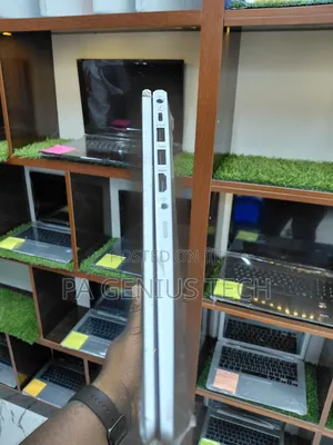 Laptop HP EliteBook 640 G9 16GB Intel Core i5 SSD 256GB