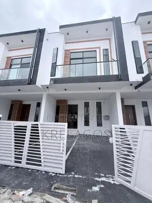4bdrm Duplex in Ikota for sale