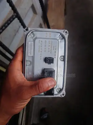 Gle 350 Headlight Charger