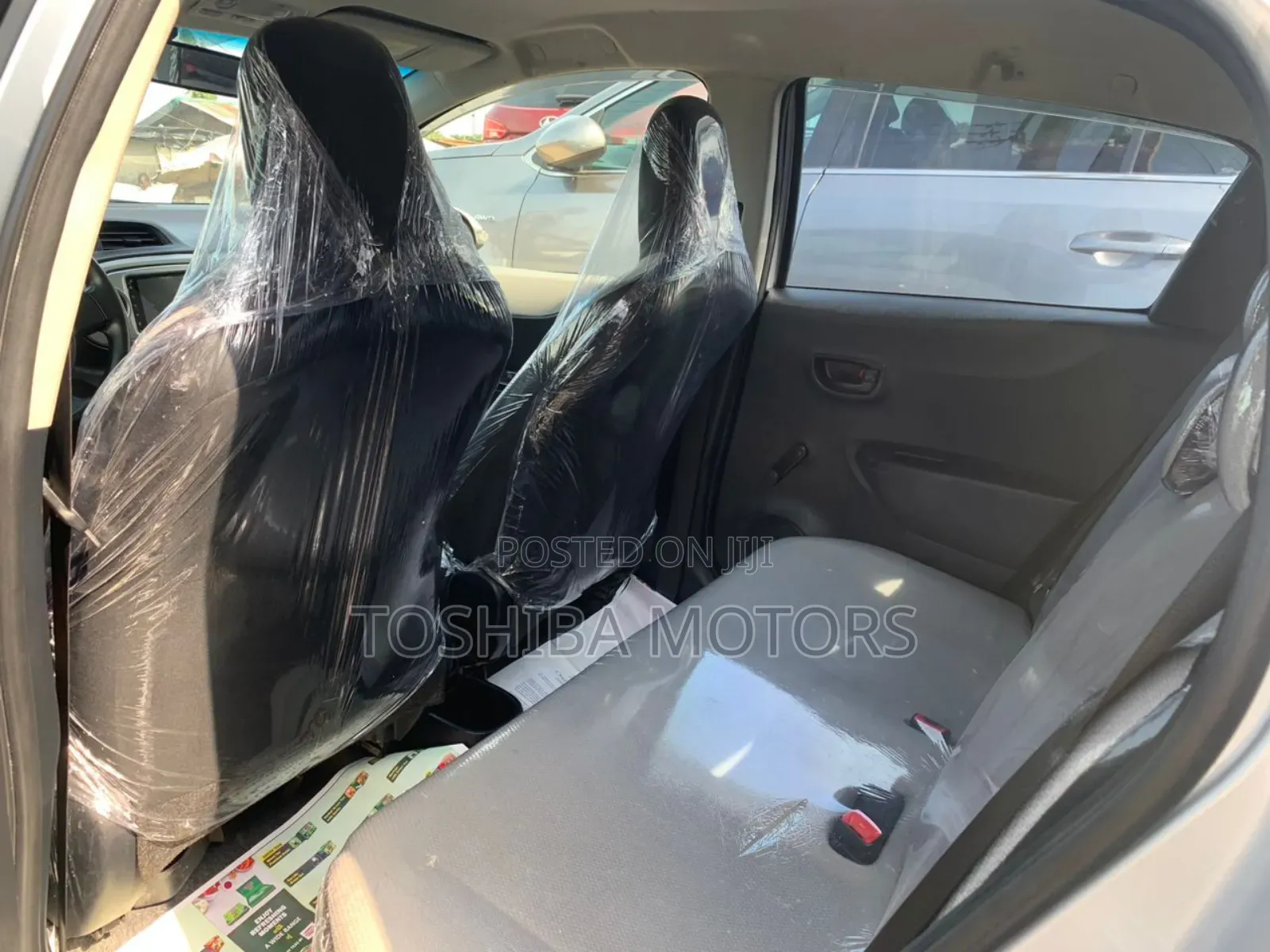 Toyota Yaris 2014 Silver