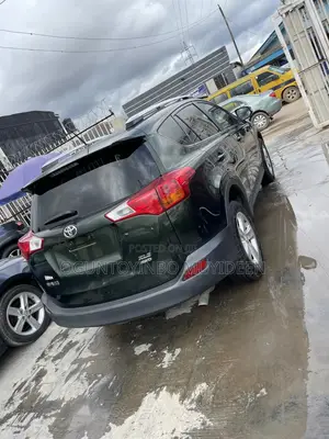Toyota RAV4 2013 Green