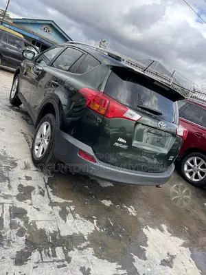 Toyota RAV4 2013 Green
