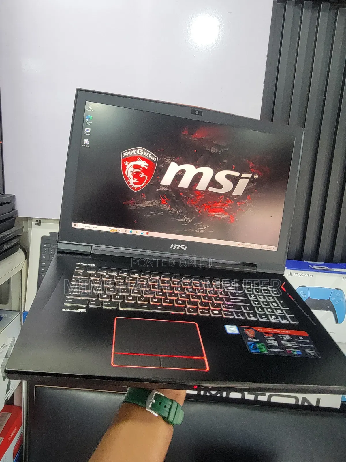 Laptop MSI GF72VR 7RF 32GB Intel Core I7 SSD 1T
