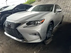 Lexus ES 2016 Silver