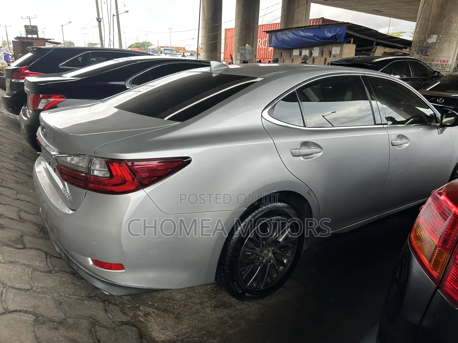 Lexus ES 2016 Silver