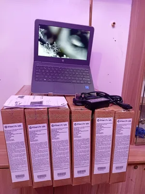 New Laptop HP Stream 11 4GB Intel Celeron SSD 40GB