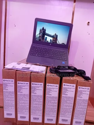 New Laptop HP Stream 11 4GB Intel Celeron SSD 48GB