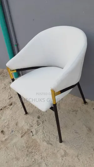 Top Notch Executive Quality Chair for Hotel ,Restaurant Etc