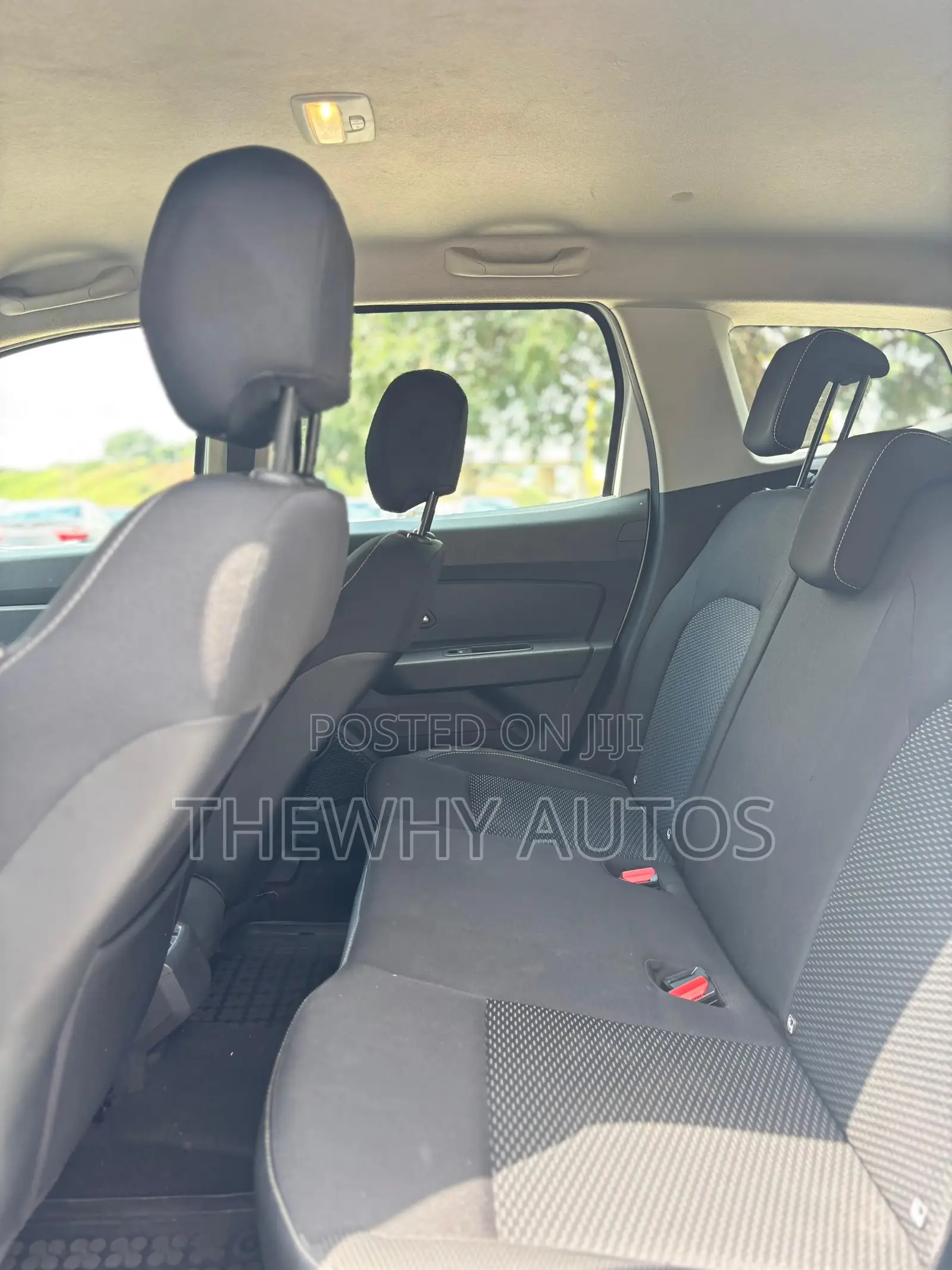 Renault Duster 2018 White