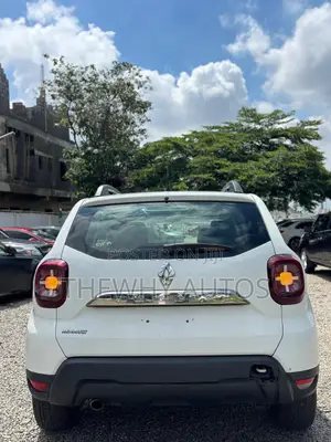 Renault Duster 2018 White